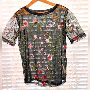 Q 1982 Sheer Floral Embroidered Black Top, Short Sleeve, Womens Small